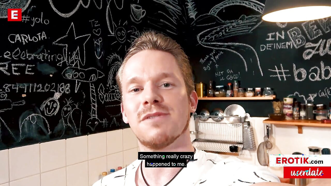 随机的粉丝射在熟女Sophie Logan的阴户上!