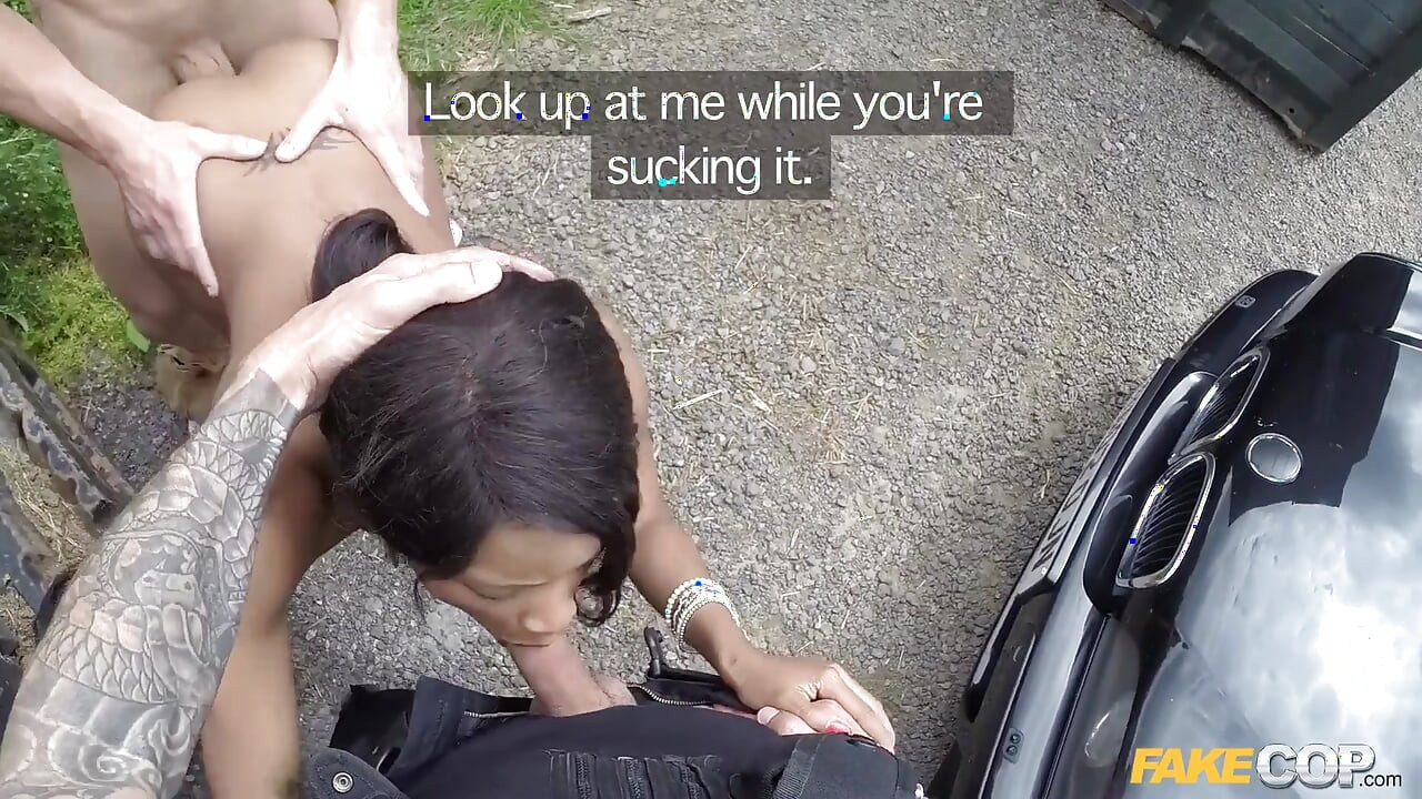偽の警官 - 警官とセックスしよう スリーシオメ視点