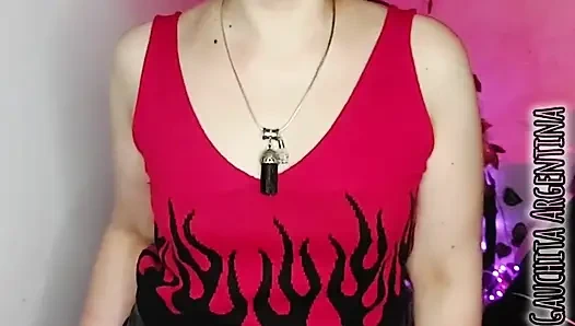 Istri nakal ini dientot habis-habisan sama bosnya sendiri! Joi Cuckold Argentina 2