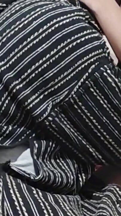 Arap seksi anal büyük götlü üçlü grup seks