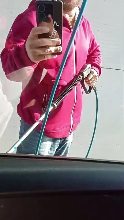 Public masturbate my pussy in the car wash, my husband's handjob in traffic! Part 1