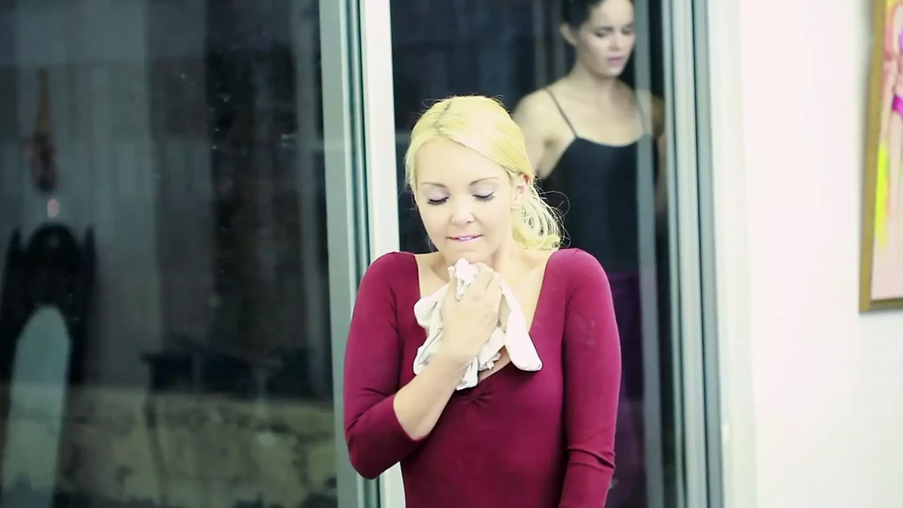 two ballerinas rub each other's twats through their pantyhose