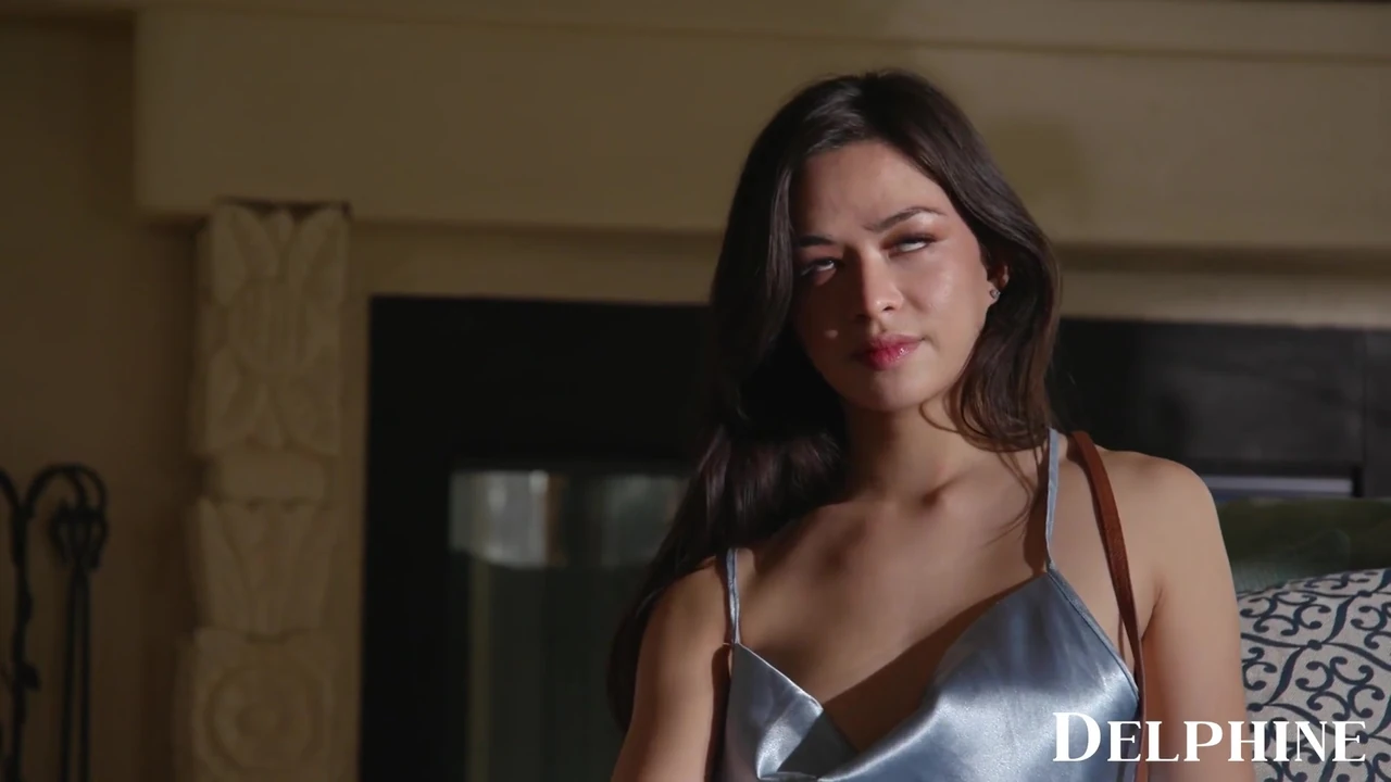 Delphine films- scarlett alexis ngentot penuh gairah sama miliarder