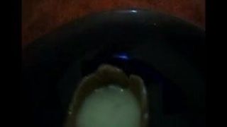 Sperma essen Schokolade-Comendo Brigadeiro mit Porra