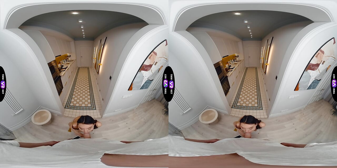 Ashly Rabbit serve anal quente de manhã em vez de café da manhã - teenmegaworld