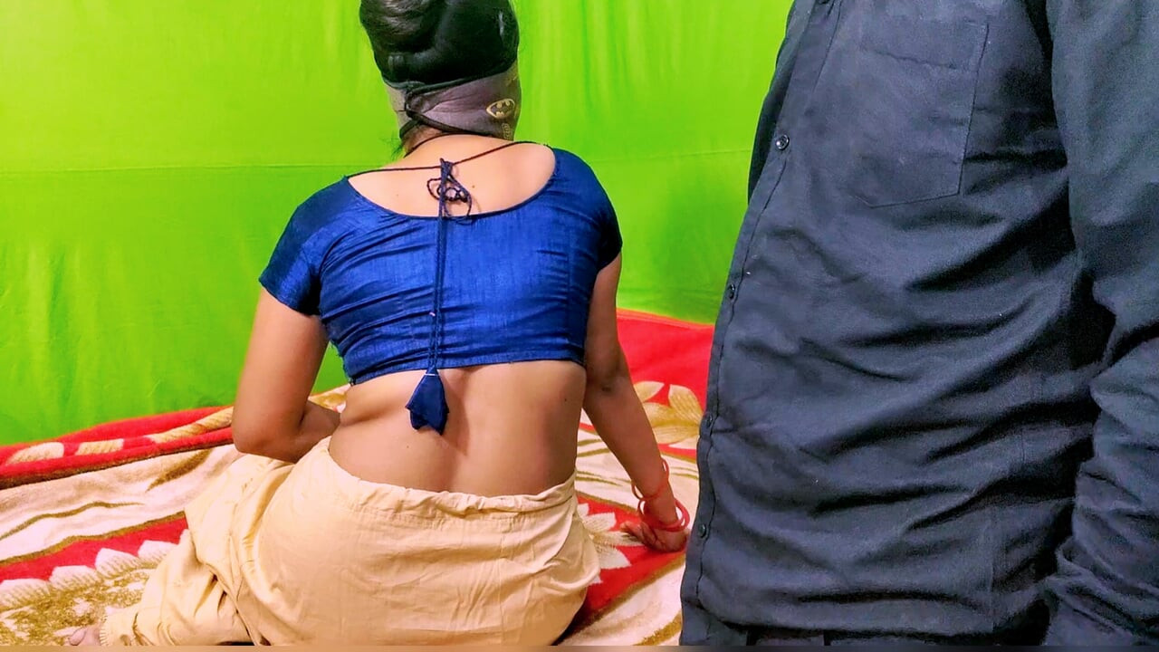 Local Indian Bhabhi Tight Pussy Oyo Room Sex Video, Local Bhabhi And Boyfriend Oyo Room oom Mms Xxx Video