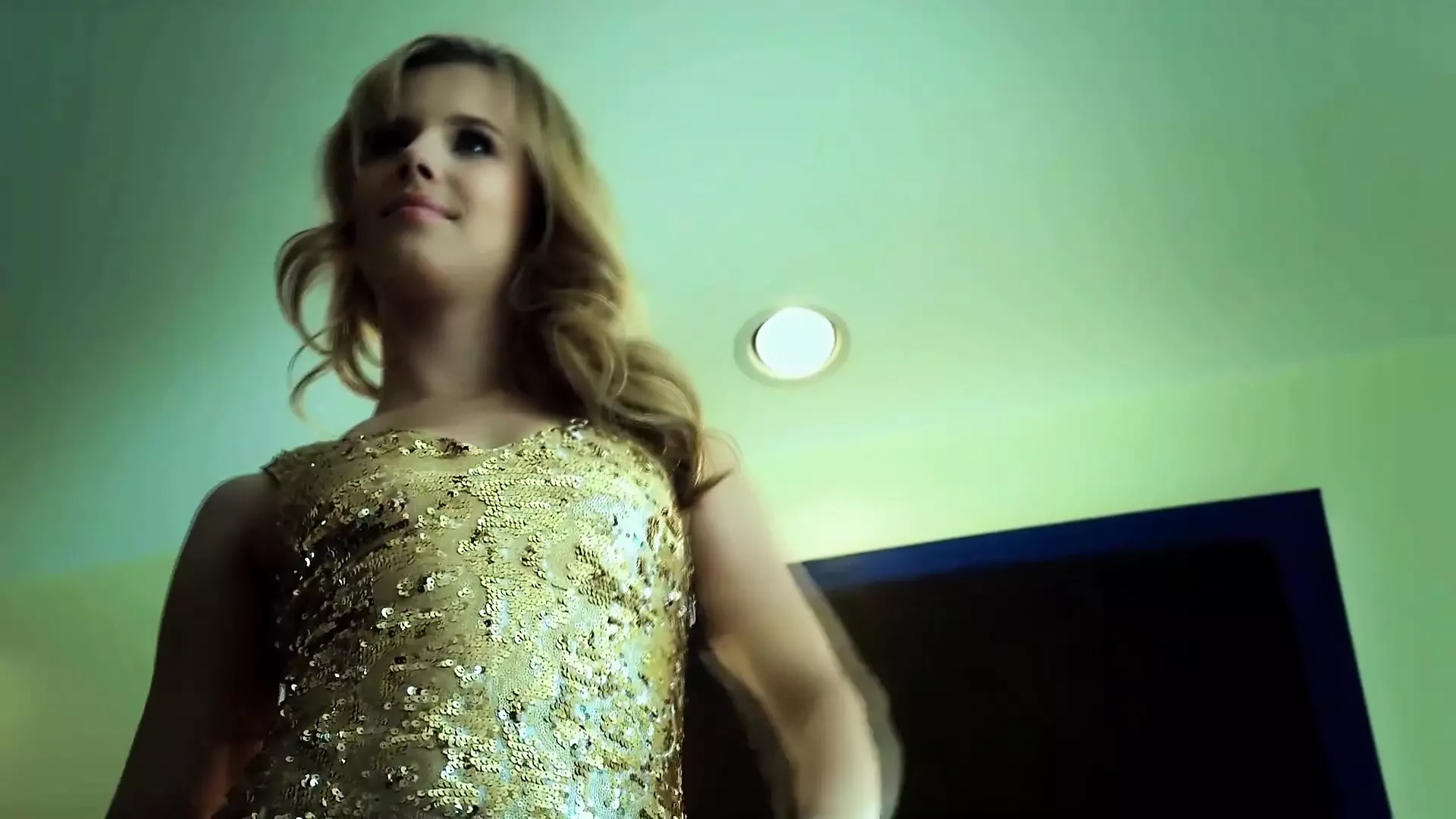 La reina jillian janson obtiene su coño destruido por una enorme polla porno