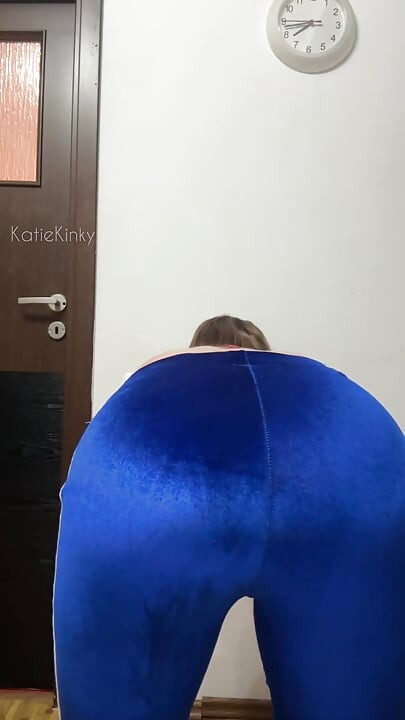 顔に汚いおならが
