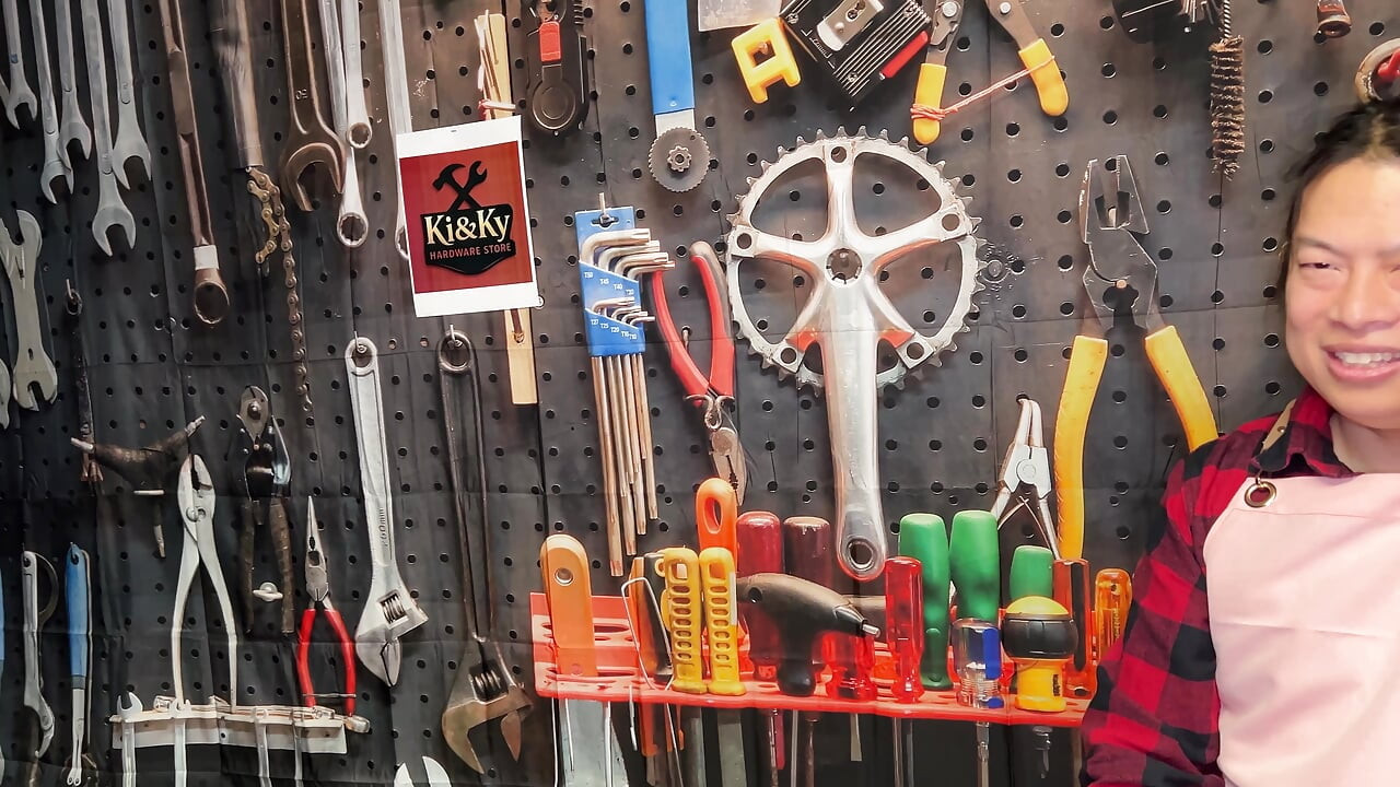 Kinky Hardware Store - Cliff Media Productions