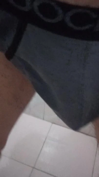 Pee in underwear