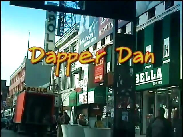 Thug fucks hot ebony chick bareback in Harlem