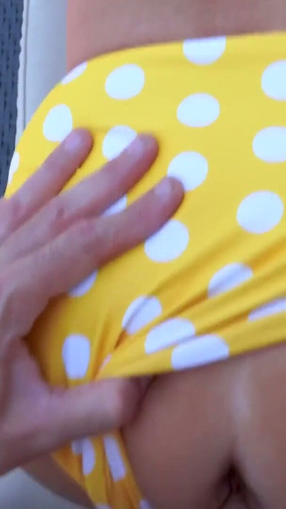 Birthday gifts of a gorgeous blonde MILF | Clip 1