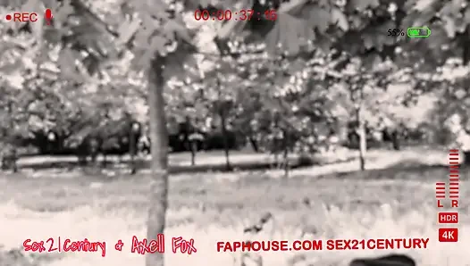 Halka açık bir parkta açık havada derin oral seks. Sarışın orta yaşlı seksi kadın ağzına ve yüzüne boşalıyor. Sert domaltmalı sikişiyor Amına boşal. sidik fetişi.