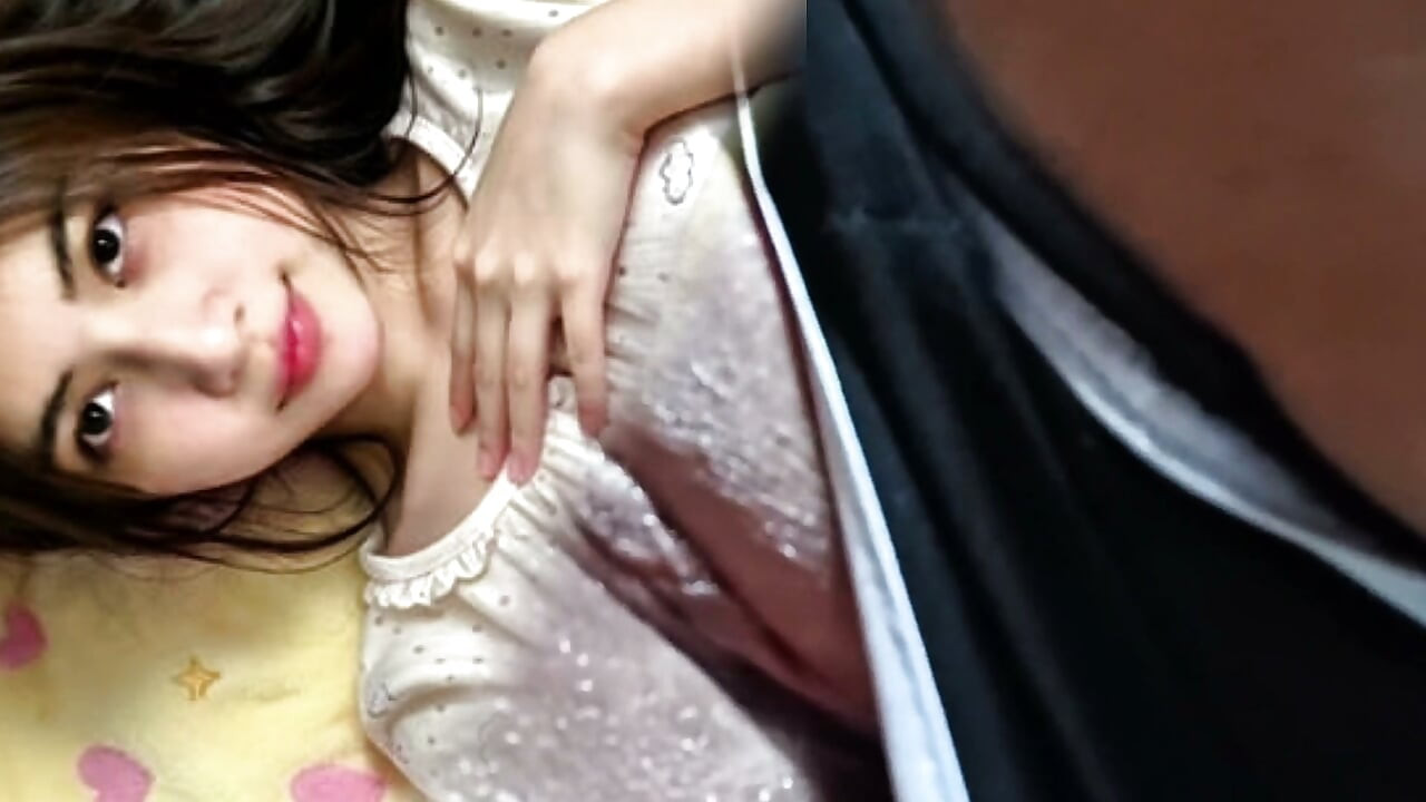 Tu aimes les Latinas comme GomezGomez ? Magnifique