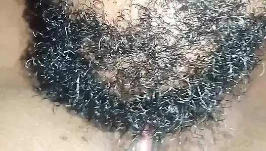 Er leckt meine muschi und meinen arsch und gibt mir einen anal creampie