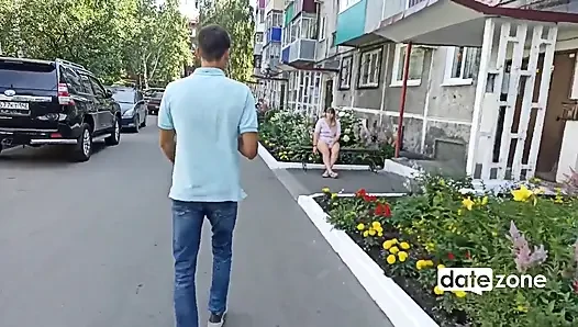 Şortlu şişman orta yaşlı seksi kadın ilk randevuda sert sikiliyor