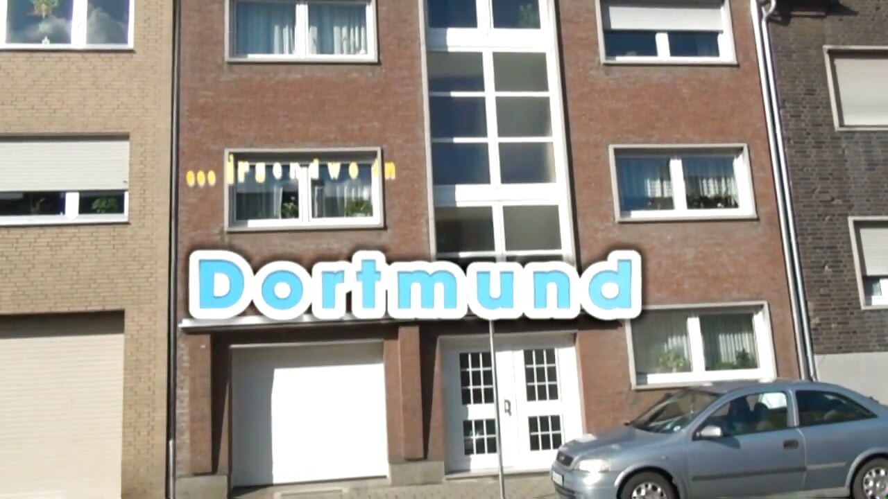 The fucking apartment building - Scene #03