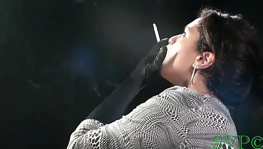 Cewek semok latina dengan toket besar lagi asik ngentot dan ngentot kontol