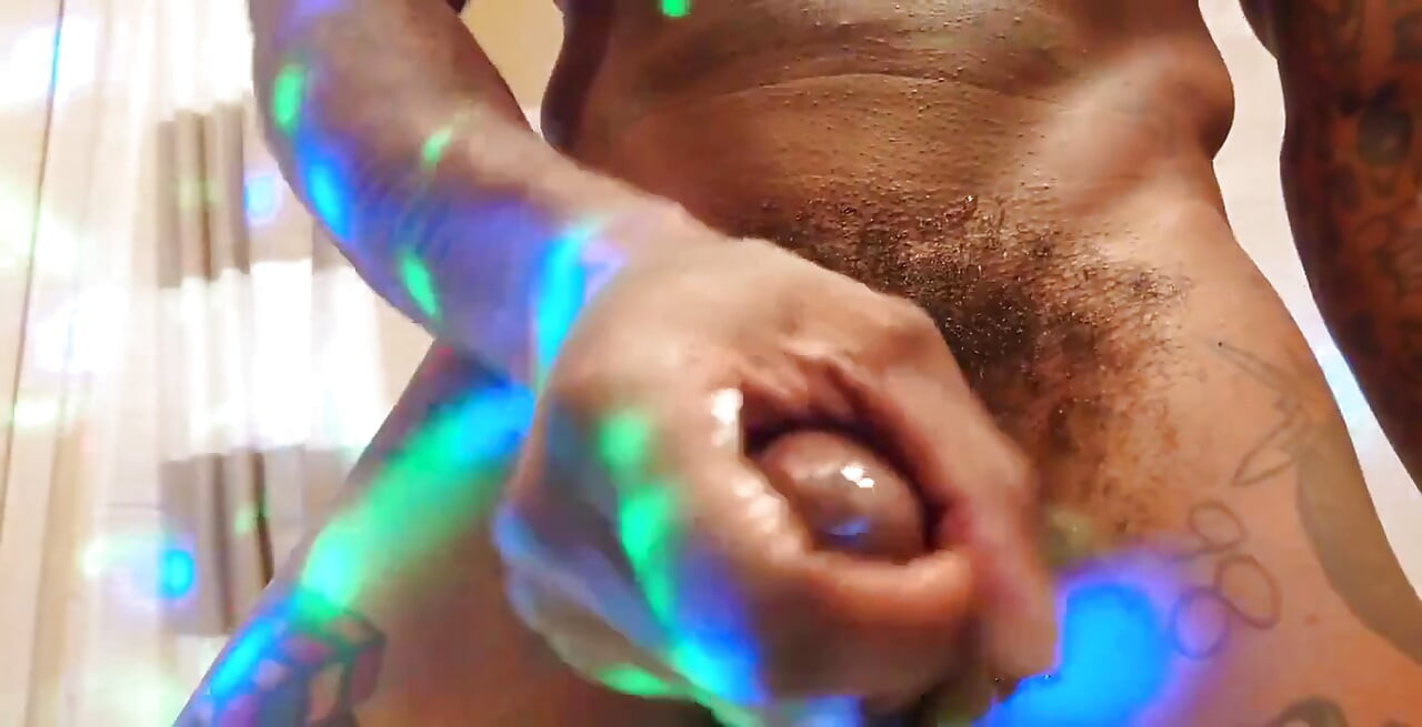 BBC Worship Hallelujah Johnson ( Sweet Sweet Cum ) Tall Dark Chocolate Muscles Tattoos Hairy BBC Hallelujah Johnson Masturbating