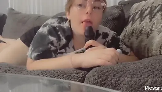 Netflix & Chill; Smoking BJ