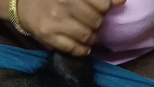 Istri asal mallu ngocok kontol