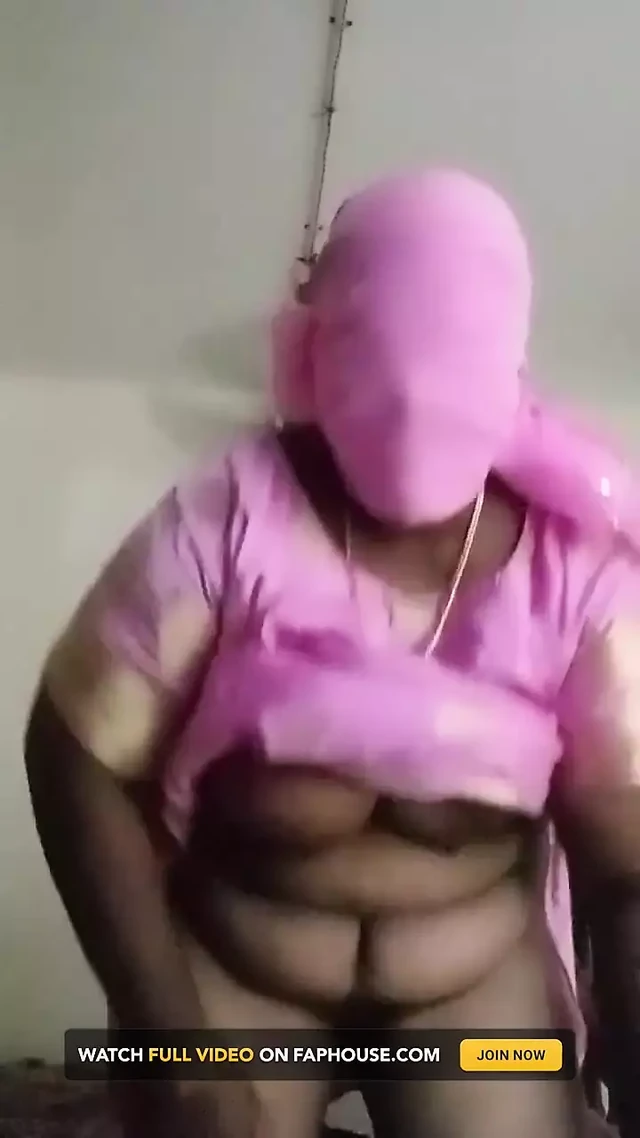 Housewife in Bedroom Dress Change Performance Videos