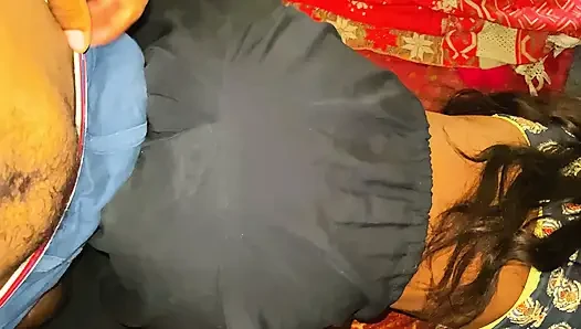 Indisches desi-dorf-sex-desi-mädchen heißes dorfmädchen