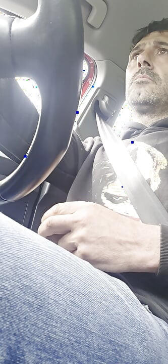 Straight guy gets horny and jerks off while driving, he almost got caught