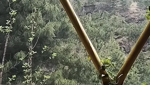 Bagian akhir - seks luar ruangan sama gadis asing di hutan