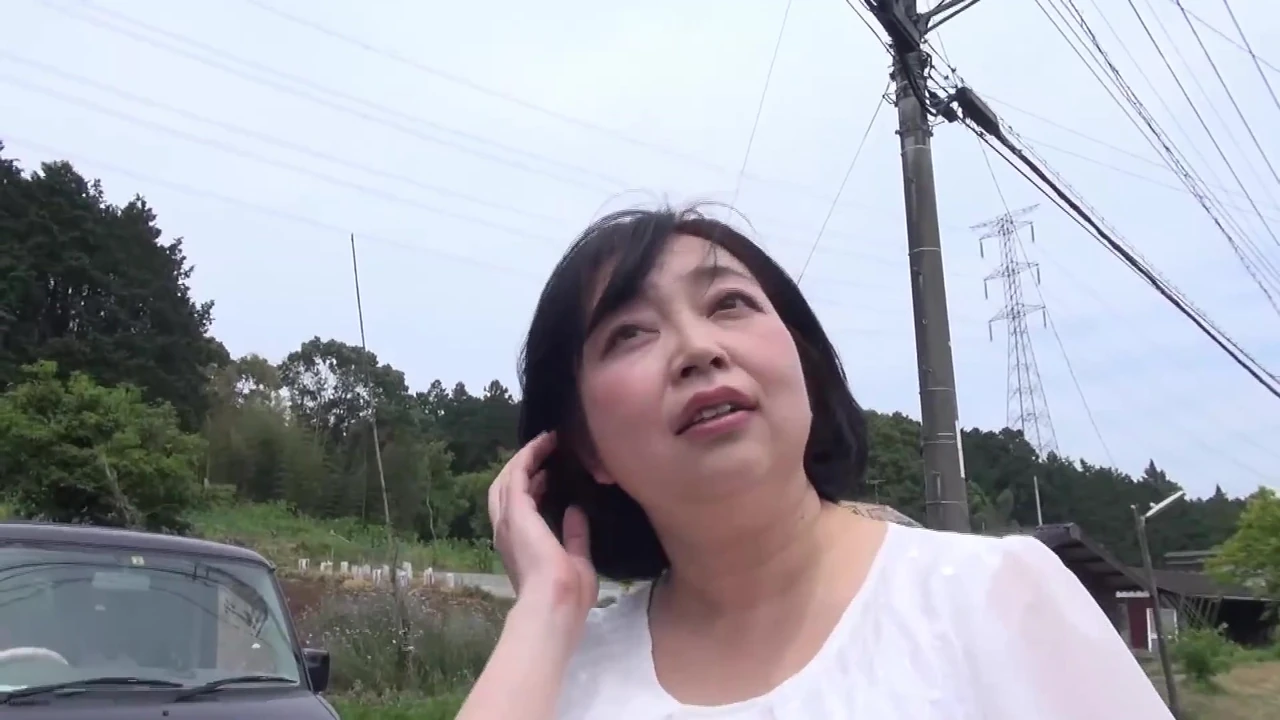 In Love With My Aunt: 12 Mature Women Excited And Nervous When Picked-Up 2