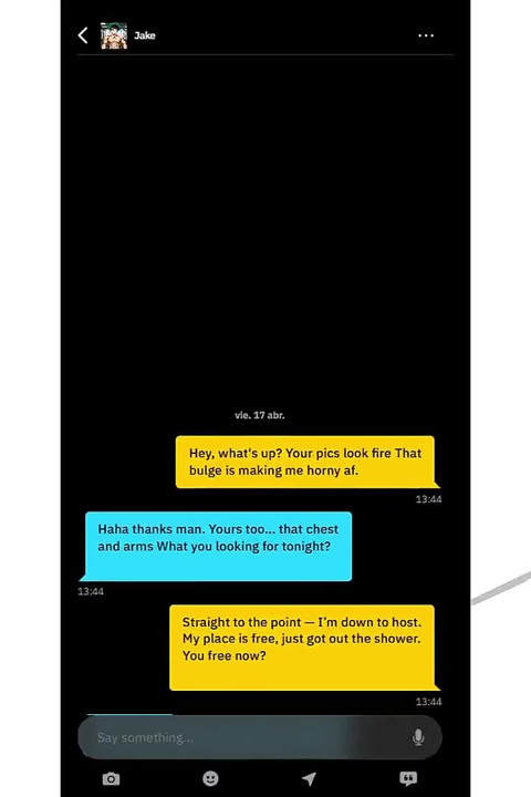 Balaclava Grindr Slut - primeira reunião oral e comendo cu