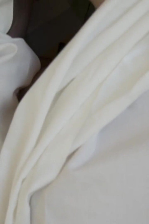 Sheets action with tattooed small tits chick