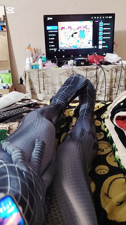 Travesti safada com um cu grande