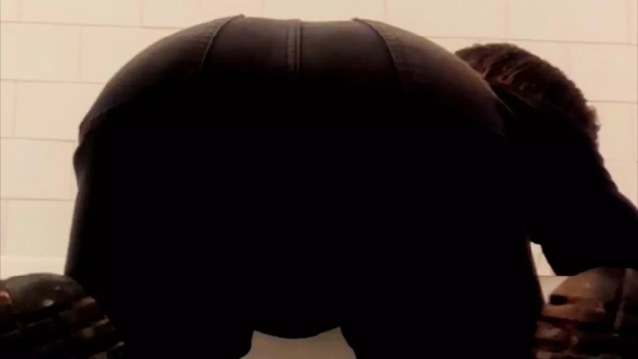 パイプを抜くためにここに来たが、それが私の仕事だ