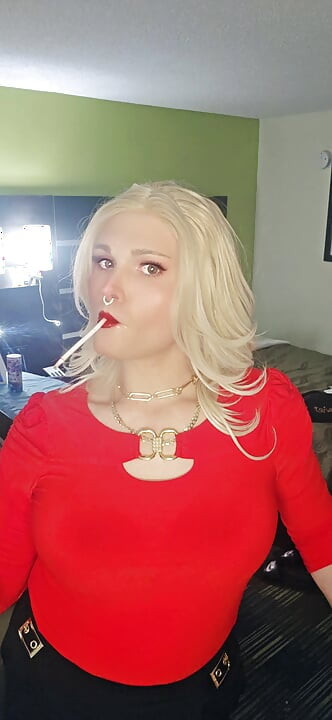 Kylie Rey (shemale) She's Bad She's Hottest Smoking Fetish