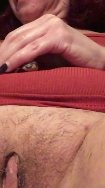 Giantess plays