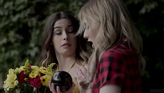 Wicked - Smokin' Southern Blonde Melody Marks Gets Dicked Hard