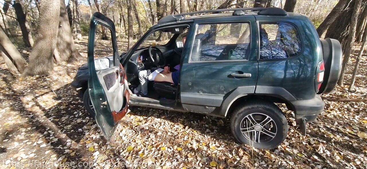I spied on a straight guy while he was jerking off his huge penis in the car and gave him a hand job.