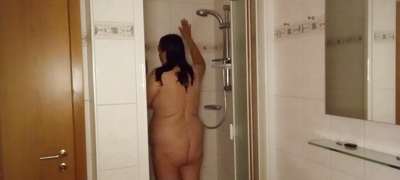 Fat German 53 in the shower – Fat pot belly & sagging breasts