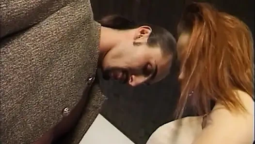 Pesta ngentot di meja biliar