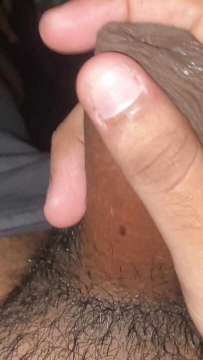 Apne mote or lambe lund ka paani nikalte huwe