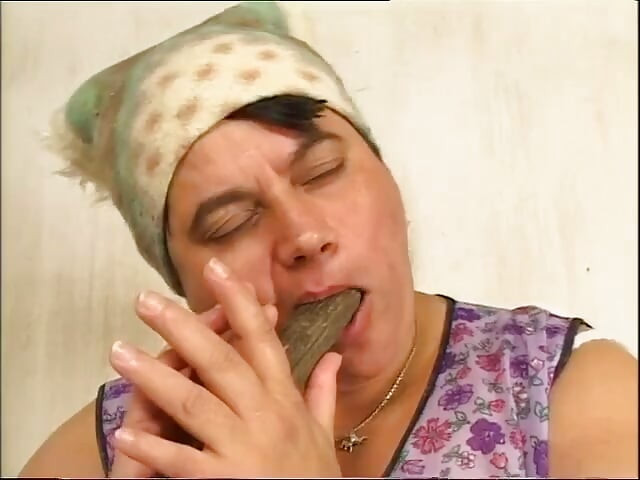 Fat farmer woman banged in a barn by a horny guy