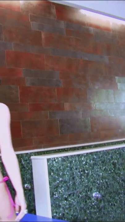Lou Charmelle ile spa merkezinde porno çekimi sırasında anal seks | Bölüm 1
