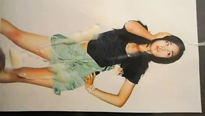 Yuri kwon (snsd) yeşil etek