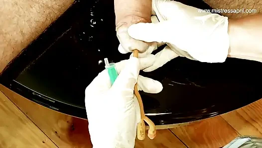 Dominatrix mistress April medical guinea pig