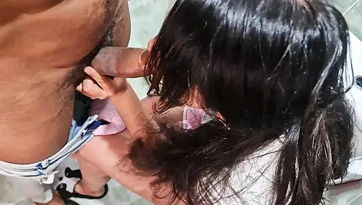 The new maid Argentinian Morocha of 18 years old loves a great cumshot in her amateur mouth when my espos