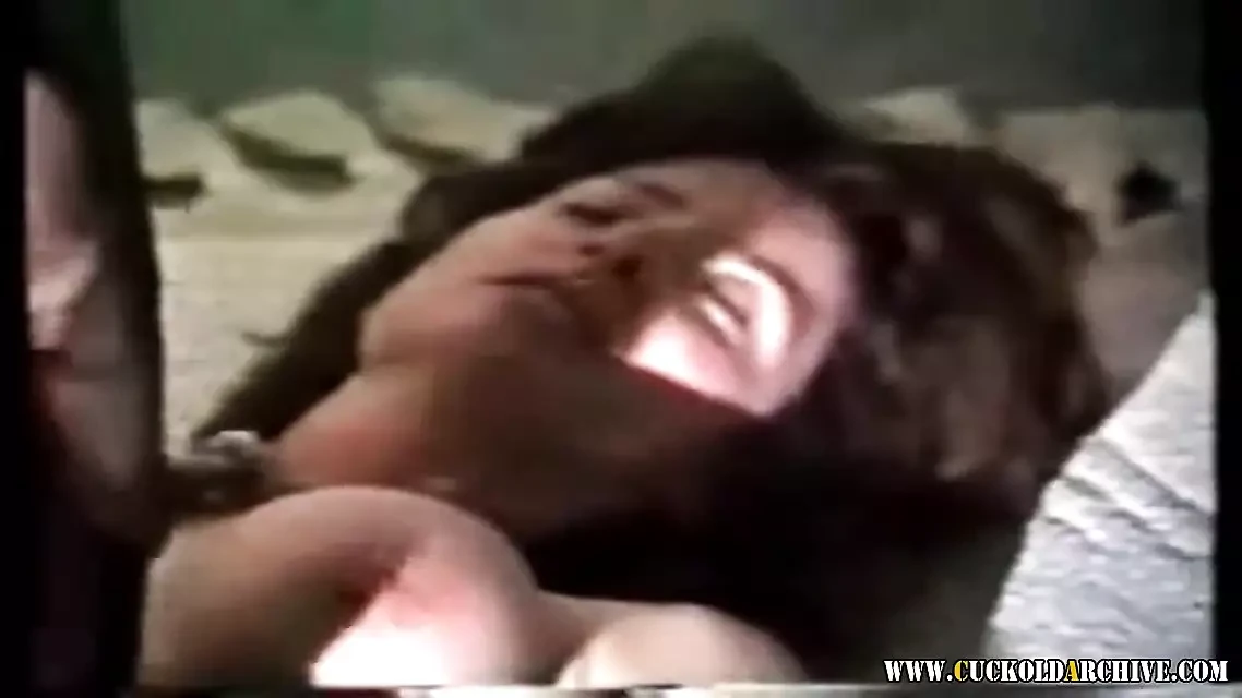 Cuckold Archive BBC bull fucking sissys wife