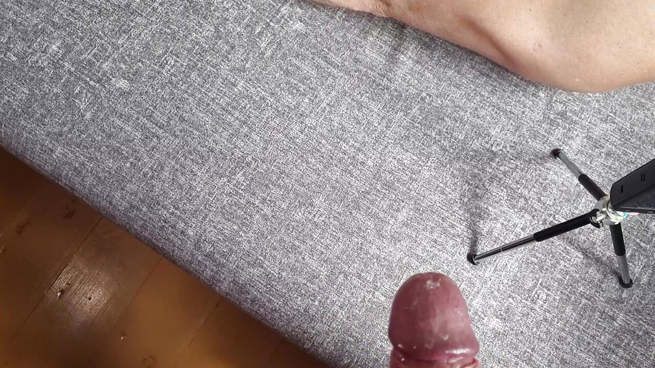 Vrouw probeert voor het eerst anale seks met twee mannen. Anale creampies. Deel 2. Ep 32203