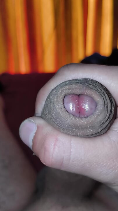 Grote pik masturberen met grote spermalading in 4k
