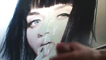 Katy Perry trib